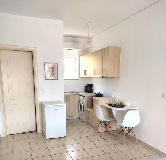 #4 Giorgos & Chara Apartments Nea Kydonia Esterno foto